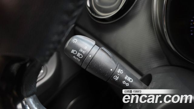 Renault Korea QM3 2015 — photo 21