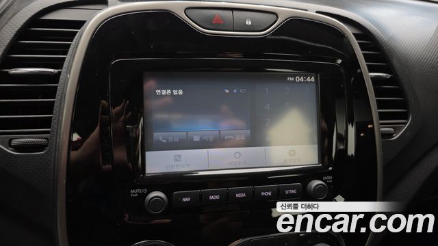 Renault Korea QM3 2015 — photo 24
