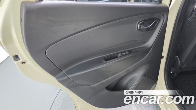 Renault Korea QM3 2015 — photo 15