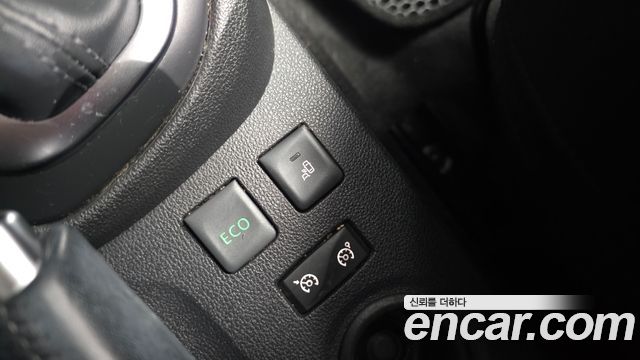 Renault Korea QM3 2018 — photo 23