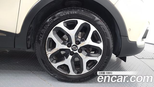 Renault Korea QM3 2018 — photo 7