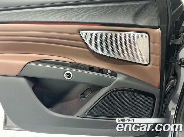 Maserati Grecale 2024 — photo 15