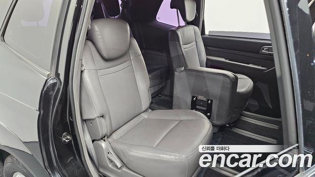 KG Mobility KORANDO 2015 — photo 12