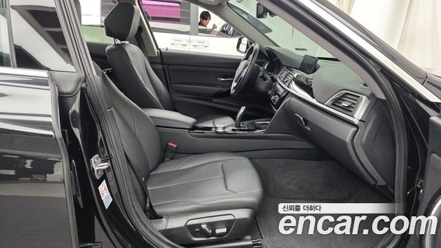 BMW Gran Turismo 2020 — photo 11