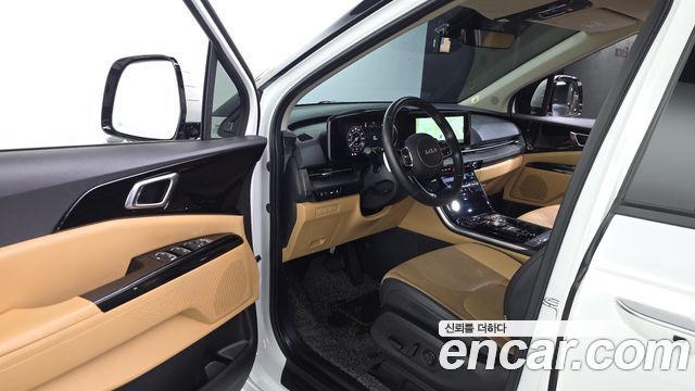 Kia Canival 2022 — photo 10