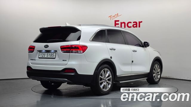 Kia Sorento 2015 — photo 2
