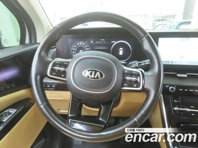 Kia Canival 2021 — photo 15