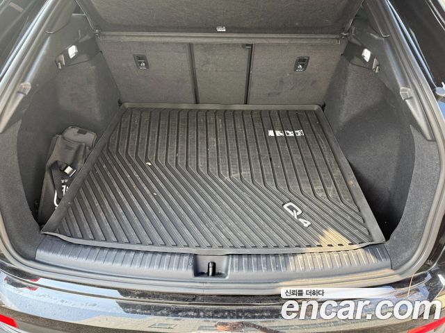 Audi Q4 e-tron 2025 — photo 5