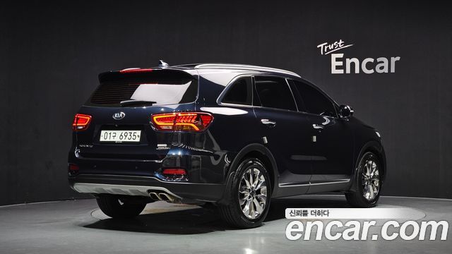 Kia Sorento 2018 — photo 2