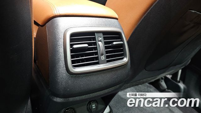 Kia Sorento 2018 — photo 32