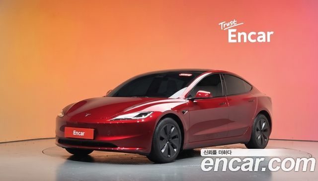 Tesla Model 3 2024 — photo 1