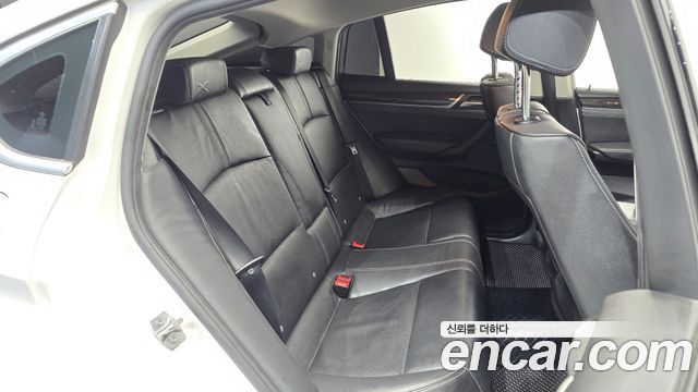 BMW X4 2016 — photo 17
