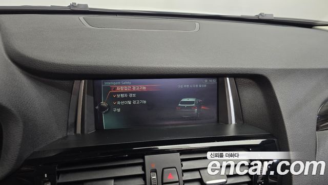 BMW X4 2016 — photo 21