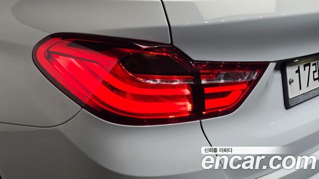 BMW X4 2016 — photo 9