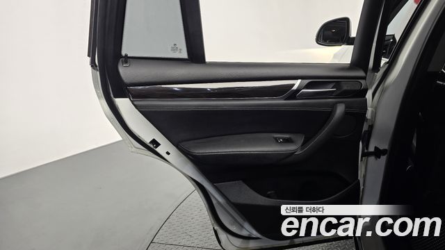 BMW X4 2016 — photo 15