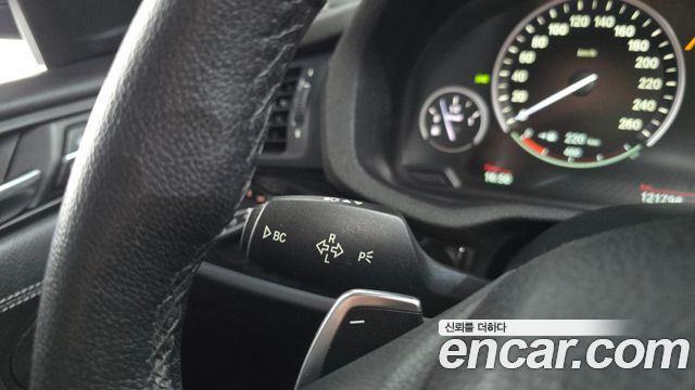 BMW X4 2016 — photo 27