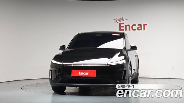 Tesla Model Y 2025 — photo 3