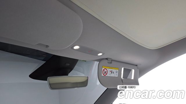 Tesla Model Y 2025 — photo 30