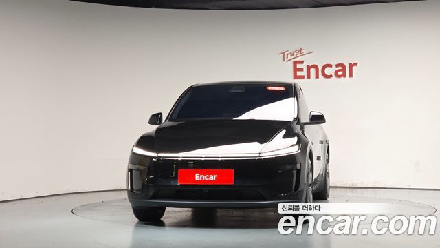 Tesla Model Y 2025 — photo 3
