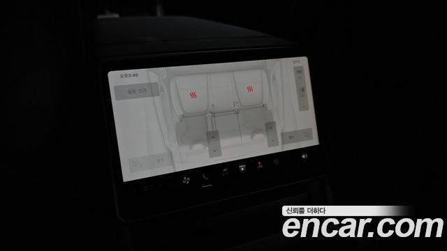 Tesla Model Y 2025 — photo 25