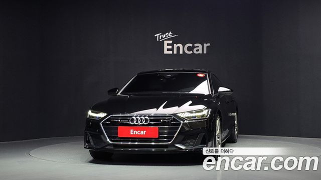 Audi A7 2021 — photo 3