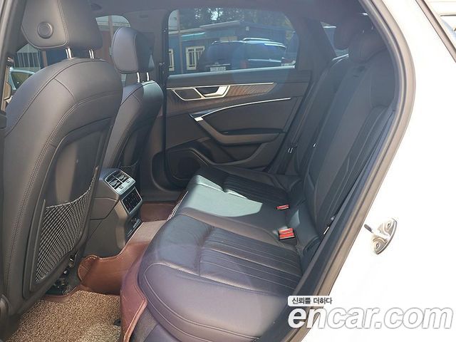 Audi A6 2020 — photo 13