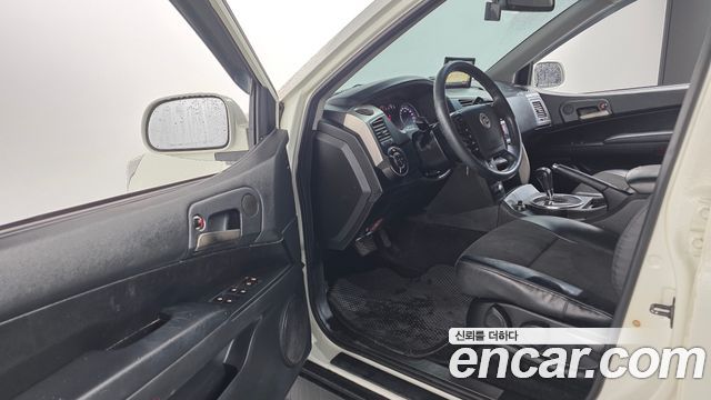 KG Mobility KORANDO 2013 — photo 10