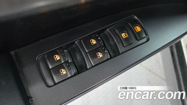 KG Mobility KORANDO 2013 — photo 11