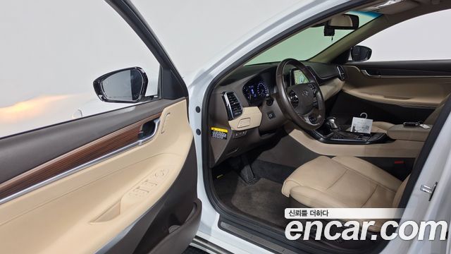 Hyundai Grandeur 2018 — photo 13