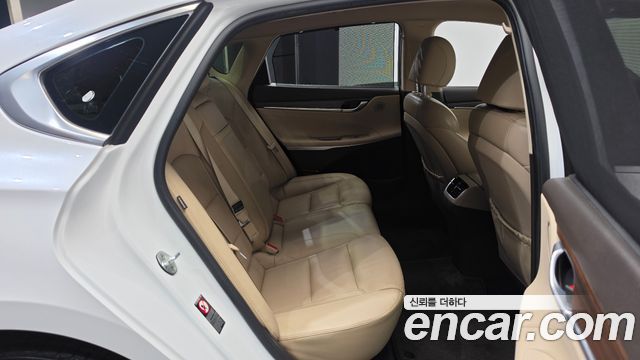 Hyundai Grandeur 2018 — photo 17