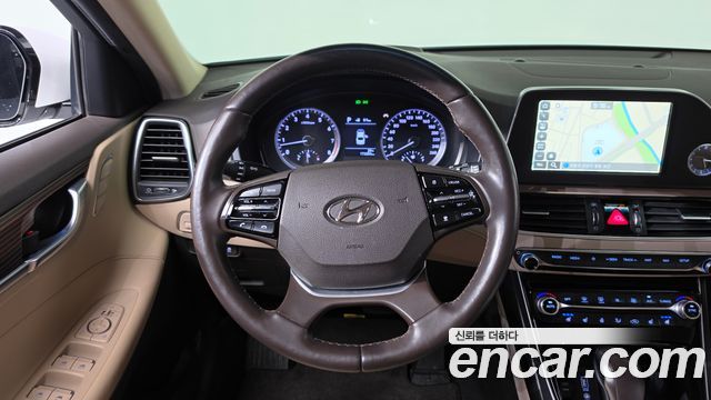 Hyundai Grandeur 2018 — photo 20