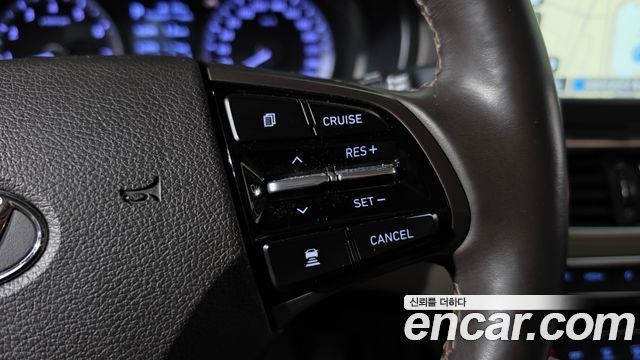 Hyundai Grandeur 2018 — photo 25