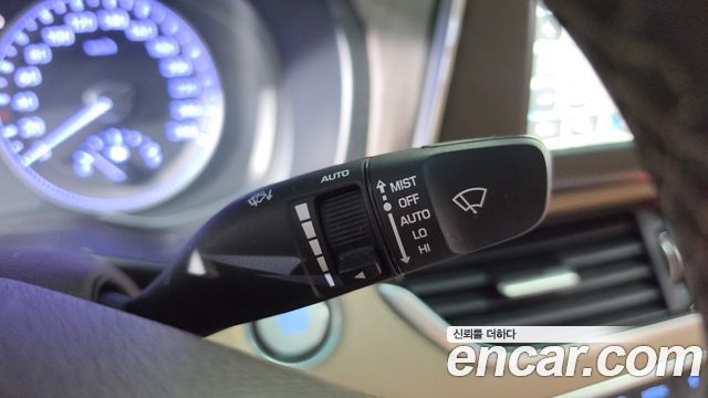 Hyundai Grandeur 2018 — photo 39