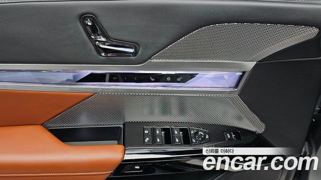 BMW 7-Series 2025 — photo 28