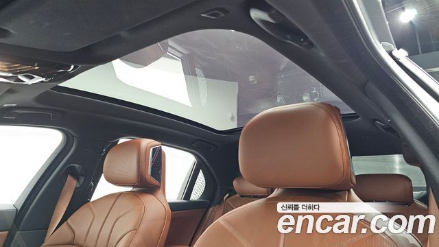BMW 7-Series 2025 — photo 35