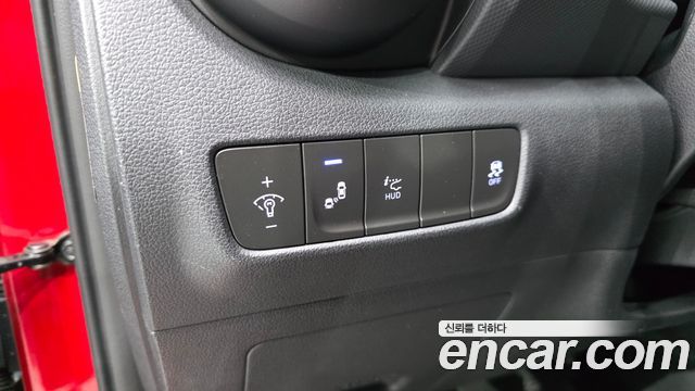 Hyundai Kona 2018 — photo 17