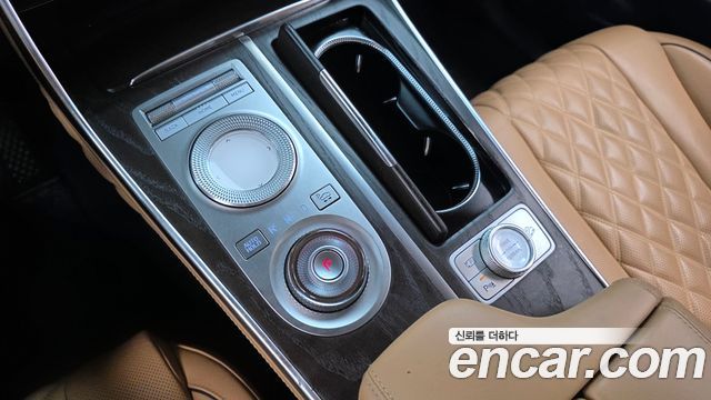 Genesis GV80 2021 — photo 12