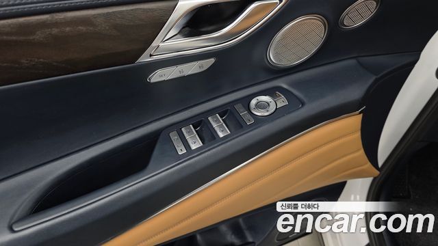 Genesis GV80 2021 — photo 28