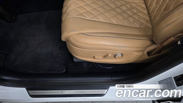 Genesis GV80 2021 — photo 31