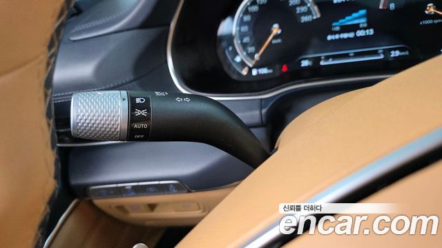 Genesis GV80 2021 — photo 34