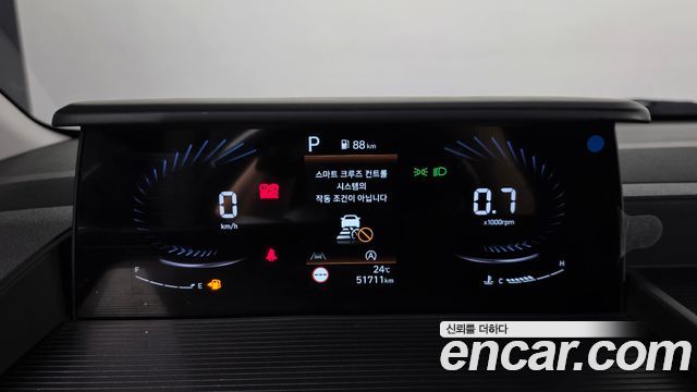 Hyundai Staria 2022 — photo 11