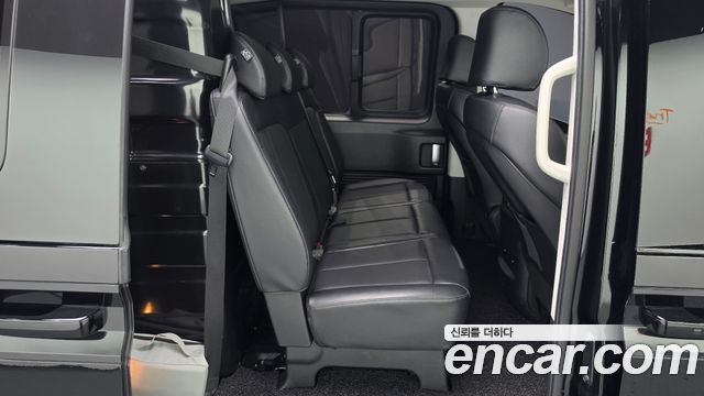 Hyundai Staria 2022 — photo 18