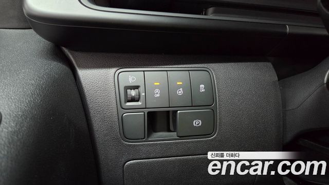Hyundai Staria 2022 — photo 19