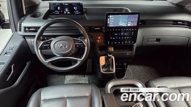 Hyundai Staria 2022 — photo 20