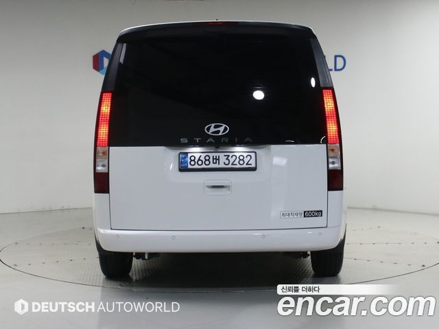 Hyundai Staria 2026 — photo 4