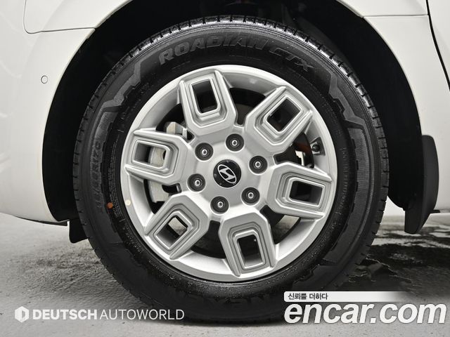 Hyundai Staria 2026 — photo 5
