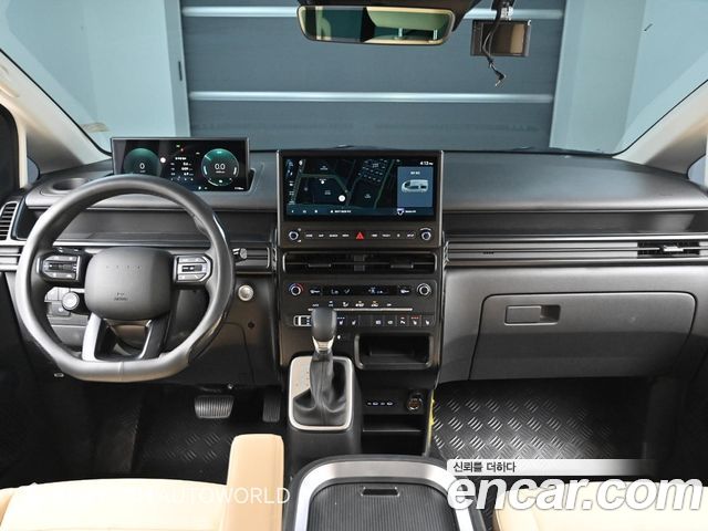 Hyundai Staria 2026 — photo 7