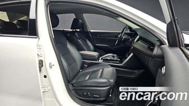 Kia K7 2020 — photo 19