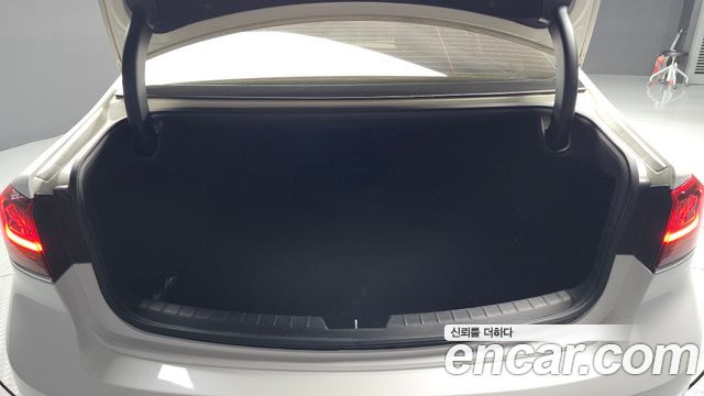 Kia K7 2020 — photo 20