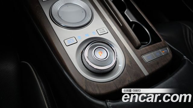 Genesis G80 2022 — photo 12